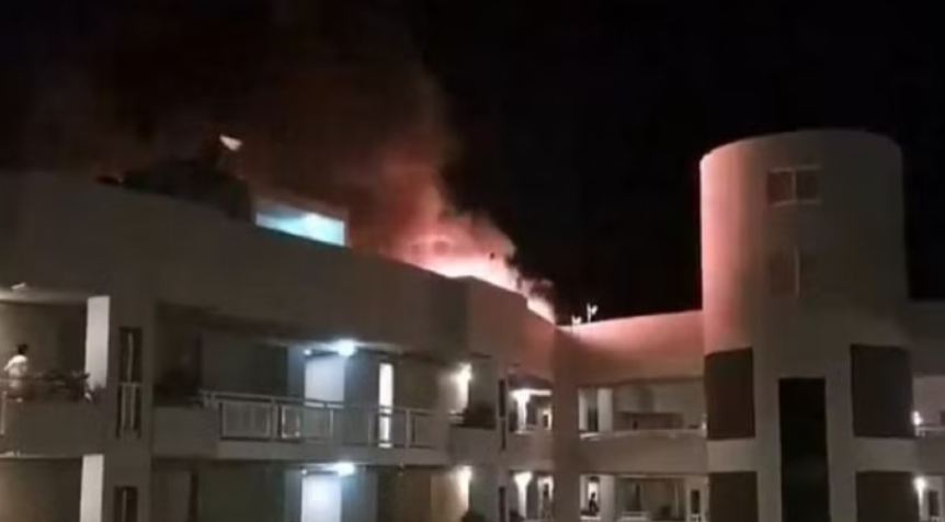 Helicopter crashes into Hilton hotel roof in Australia